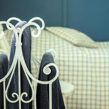 Bed & Breakfast Anettes Falster *