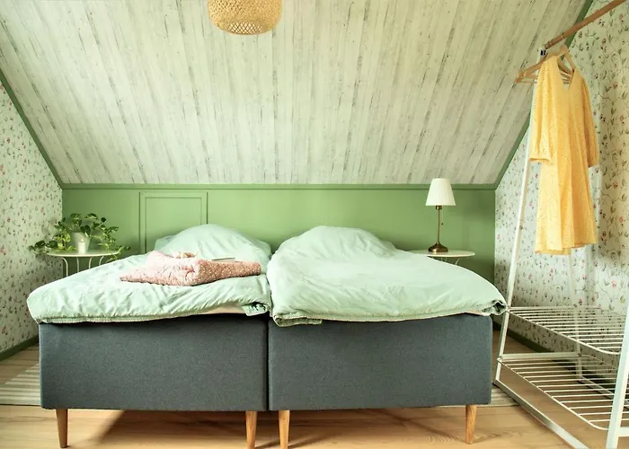 Anettes Falster Bed & Breakfast *